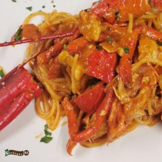 Voglia di Spaghetti di mare❓

@ristorante_sardegna_85 vi propone i suoi 𝑺𝒑𝒂𝒈𝒉𝒆𝒕𝒕𝒊 𝒂𝒍𝒍’𝑨𝒔𝒕𝒊𝒄𝒆🍝🦑
Con un sughetto delizioso conquistano i palati di tutti i nostri clienti😋

Prenotate subito per provarli anche voi😊

Sardegna 85 e il suo staff vi aspettano in

📍Via Sardegna 85, Cagliari
📆Aperto tutti i giorni da lunedì alla domenica 
dalle 12:00 alle 15:00 e 
dalle 19:00 alle 23:00
🚫Chiuso il mercoledì 

☎️Per info e prenotazioni 070 657902
📲Prenotazioni WhatsApp 24h: +39 3275538179
🌐https://ristorantesardegna85.it

#Sardegna85 #Cagliari #CucinaSarda #SaporiAutentici #TradizioneSarda #FoodLovers #GustoSardo #Instafood #Food #FoodExperience #CulturaSarda #Ristorante #RistorantiCagliari #Sardegna #LoveIt #PortoCagliari #Centro #primipiatti #primidimare #spaghettiallastice